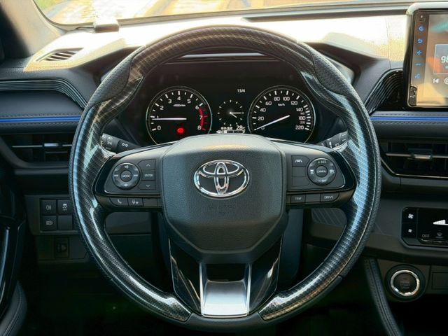 2024 Toyota Yaris Cross 1.5酷動版 免KEY 方向盤快控鍵 恆溫空調 循跡防滑 胎壓監控  第7張相片