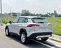 2022 Toyota Corolla Cross 1.8豪華 免鑰匙 恆溫空調 定速巡航 方向盤快控鍵 車道偏離警示  第2張縮圖
