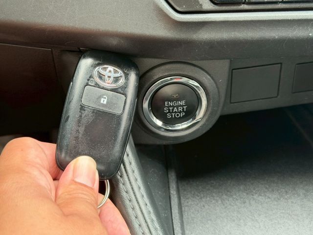 2024 Toyota Yaris Cross 1.5酷動版 免KEY 方向盤快控鍵 定速巡航 恆溫空調 循跡防滑  第6張相片