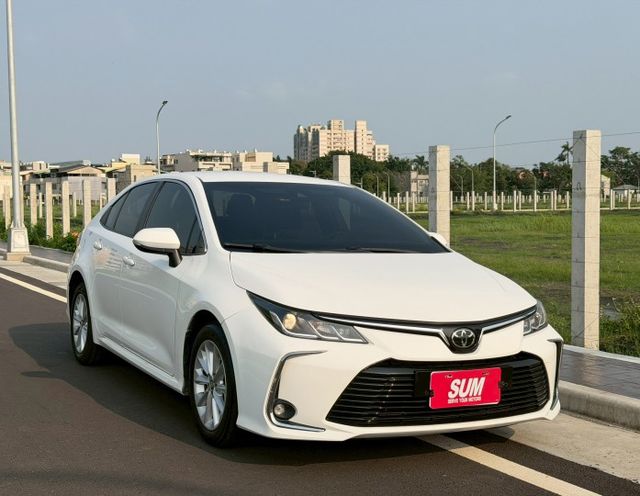 2020 Toyota Corolla Altis 1.8 定速巡航 方向盤快控鍵 恆溫空調 胎壓監控  第1張相片