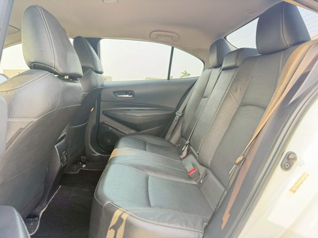 2020 Toyota Corolla Altis 1.8 定速巡航 方向盤快控鍵 恆溫空調 胎壓監控  第10張相片
