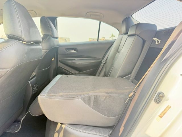 2020 Toyota Corolla Altis 1.8 定速巡航 方向盤快控鍵 恆溫空調 胎壓監控  第11張相片