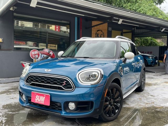 Apple car play，定速，影音主機（原廠升級高階EVO主機），自動停車，免鑰匙系統，HK音響，抬顯  第2張相片