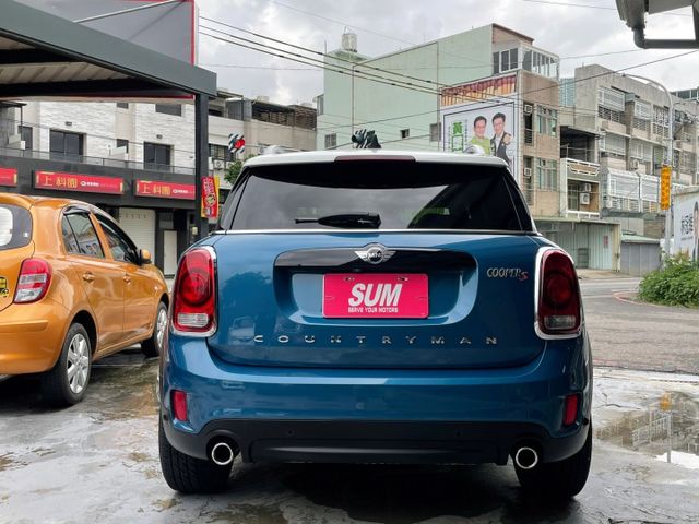 Apple car play，定速，影音主機（原廠升級高階EVO主機），自動停車，免鑰匙系統，HK音響，抬顯  第6張相片