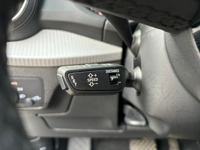 原版件、原廠保養、里程保障、環景螢幕、免鑰匙ikey、ACC跟車系統、電動尾門盲點、恆溫、定速、CarPlay,行車記錄  第13張相片