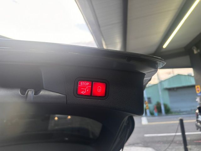 VVS全段排氣管（含當派跟閥門控制器）、BMC高流量、電腦寫STK 2階特調+變速箱優化（420匹）、高音旋轉柏林、渦輪  第17張相片