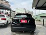 恆溫系統、跟車系統、LED頭燈、車頂行李架、多功能主機、衛星導航、重低音音響、盲點、後座出風口、免鑰匙啟動車門鎖、循跡防  第5張縮圖