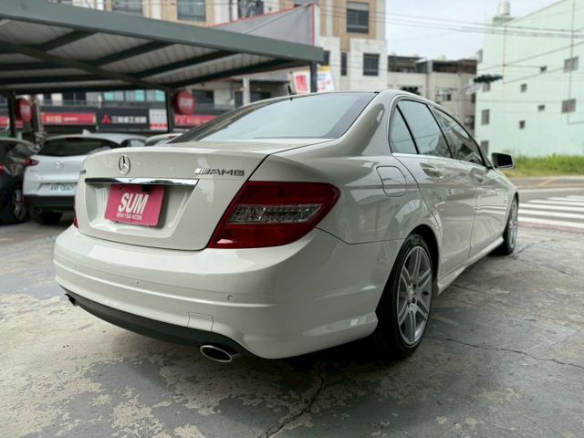 里程保證、AMG套件、天窗、全新大螢幕安卓機、CarPlay、電動記憶座椅、方向盤快控鍵、定速、斜坡起步輔、主動安全預防  第6張相片