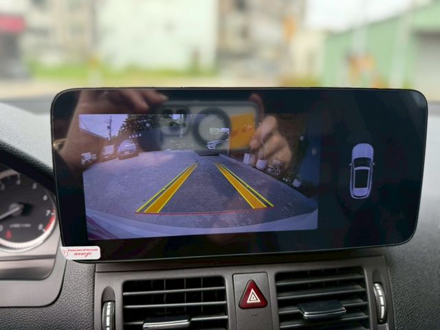 里程保證、AMG套件、天窗、全新大螢幕安卓機、CarPlay、電動記憶座椅、方向盤快控鍵、定速、斜坡起步輔、主動安全預防  第13張相片