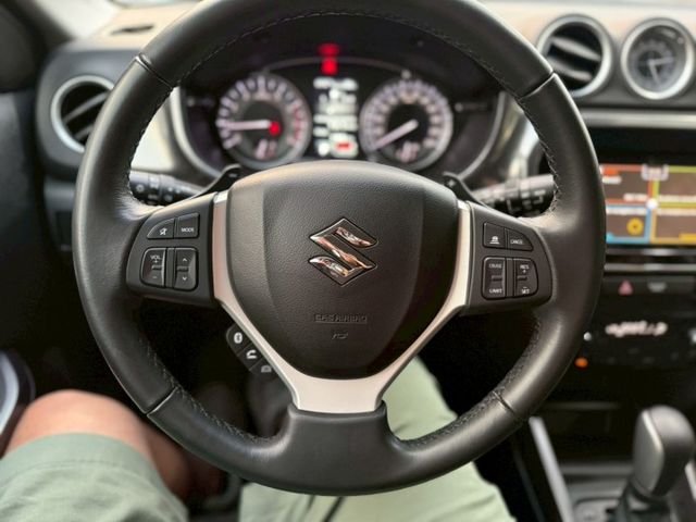 免鑰匙系統、電動尾門、盲點偵測、ACC跟車系統、倒車影像，行車記錄器、主動安全預防系統、車道偏移系統  第11張相片