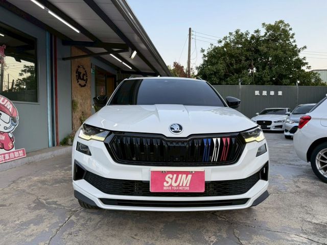 里程保證、一手車、電動記憶座椅、ACC跟車系統、CarPlay、環景系統、免鑰匙系統、盲點偵測、電動尾門、恆溫、行車記錄  第2張相片