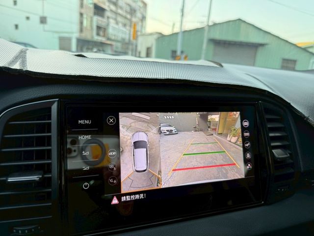里程保證、一手車、電動記憶座椅、ACC跟車系統、CarPlay、環景系統、免鑰匙系統、盲點偵測、電動尾門、恆溫、行車記錄  第15張相片