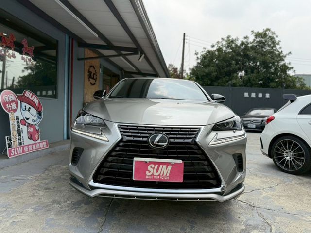 電動記憶座椅、雙前電熱椅、CarPlay、免鑰匙系統、盲點偵測、電動尾門、恆溫、行車記錄器、後座出風口、主動安全預防系統  第2張相片