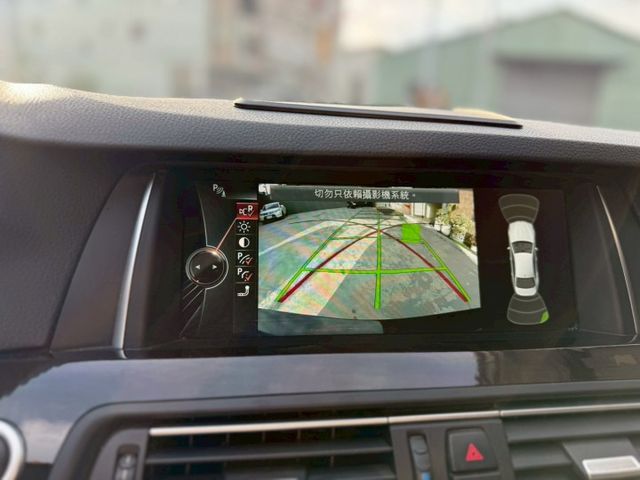 多項耗材已整理，電動記憶座椅、HID燈組、恆溫、倒車影像，行車記錄器、主動安全預防系統、ISOFIX兒童安全椅固定  第13張相片