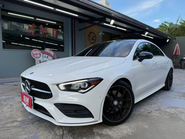 AMG套件、夜色套件、天窗、4matic、車道偏移警示、液晶螢幕、盲點、電動記憶座椅、免鑰匙系統、恆溫、環景倒車影像  第1張相片