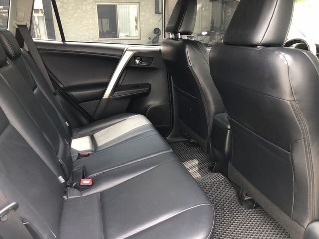 RAV4  第12張相片