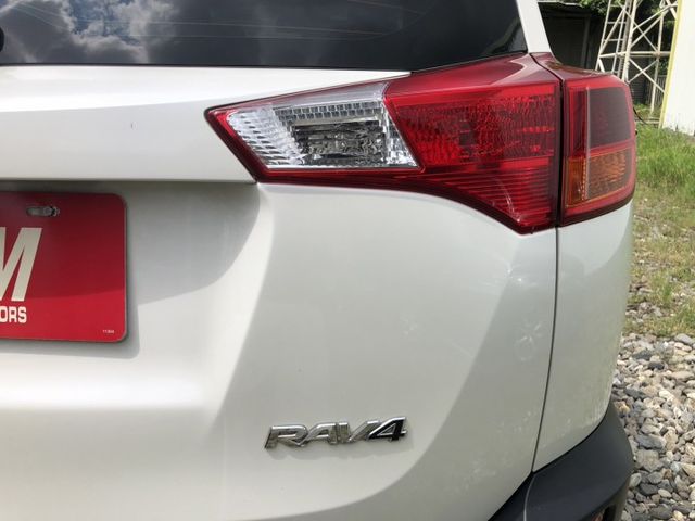 RAV4  第14張相片