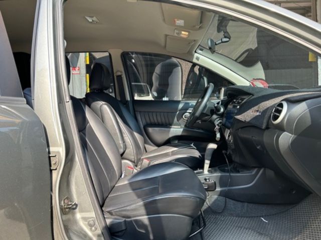 NISSAN日產 LIVINA  第10張相片