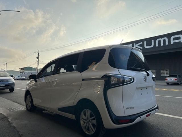 TOYOTA豐田 SIENTA  第2張相片