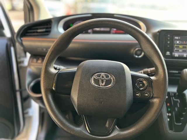 TOYOTA豐田 SIENTA  第14張相片