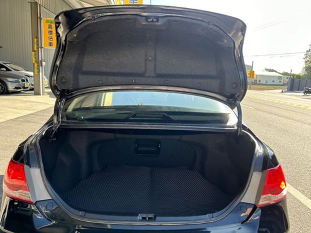 TOYOTA豐田 CAMRY  第14張相片