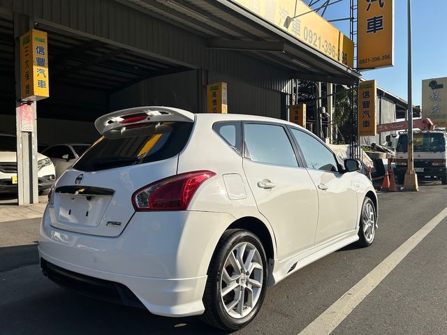 NISSAN日產 TIIDA  第2張相片