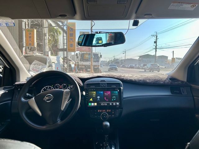 NISSAN日產 TIIDA  第7張相片
