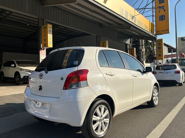 TOYOTA豐田 YARIS  第2張相片