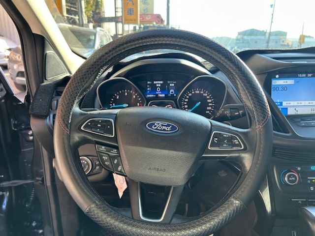 FORD福特 KUGA  第16張相片