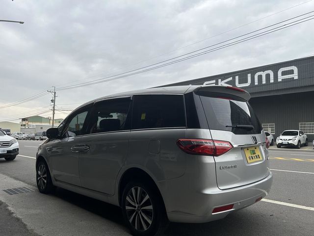 LUXGEN納智捷 M7 TURBO  第4張相片
