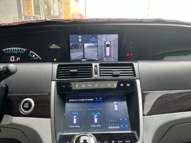 LUXGEN納智捷 M7 TURBO  第16張相片