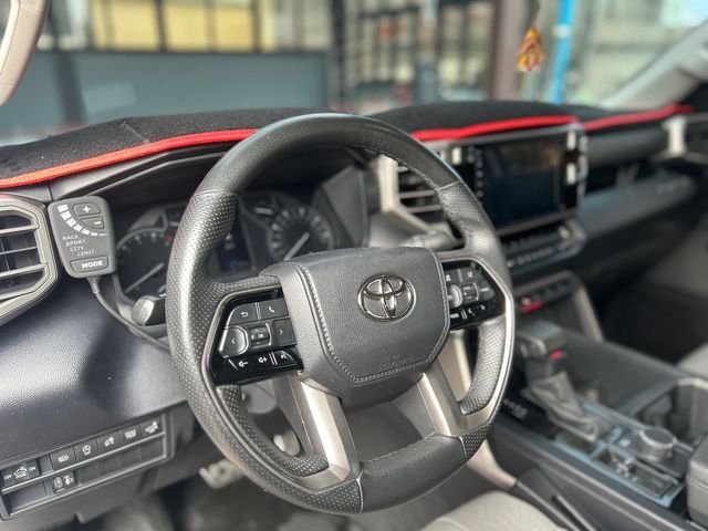 TOYOTA豐田 TUNDRA  第13張相片