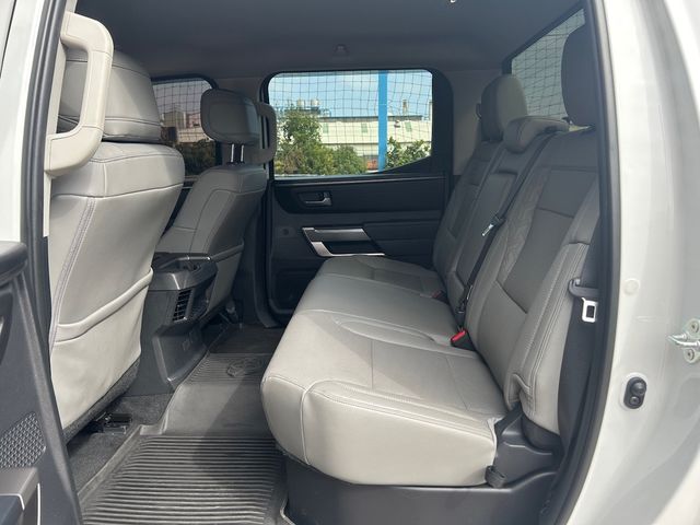 TOYOTA豐田 TUNDRA  第15張相片