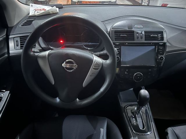 NISSAN日產 TIIDA  第6張相片