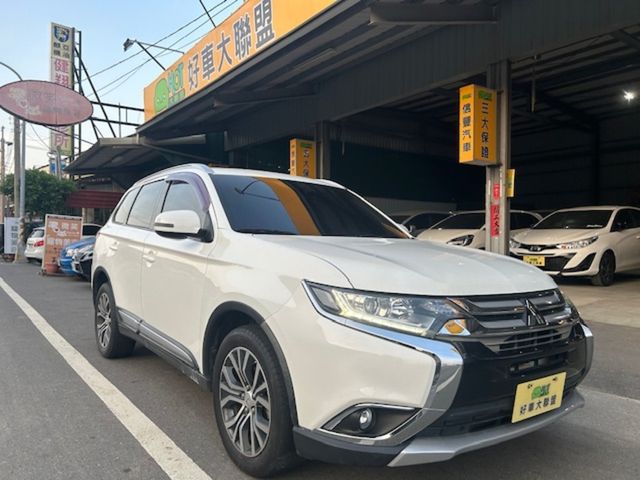 MITSUBISHI三菱 OUTLANDER  第3張相片