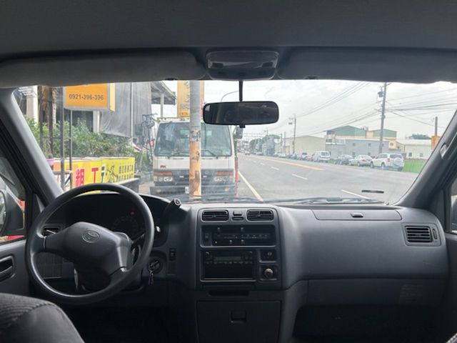 TOYOTA豐田 HIACE  第13張相片