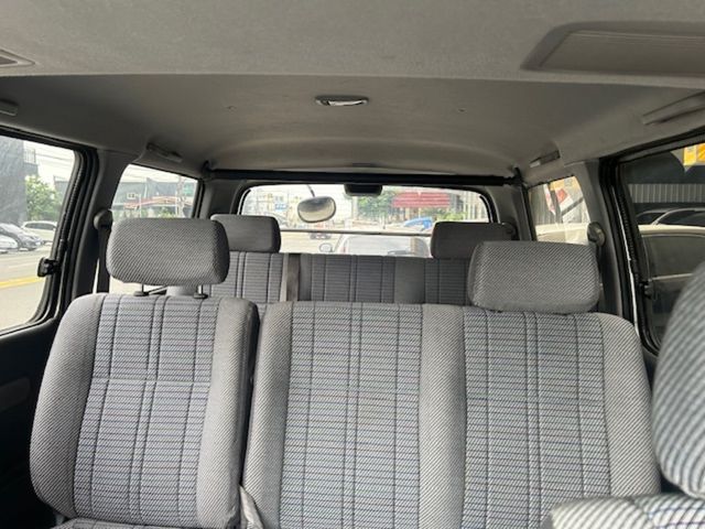 TOYOTA豐田 HIACE  第17張相片