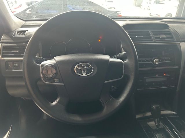 TOYOTA豐田 CAMRY  第6張相片