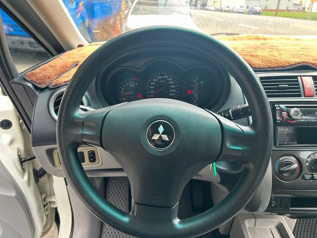 MITSUBISHI三菱 COLT PLUS  第12張相片
