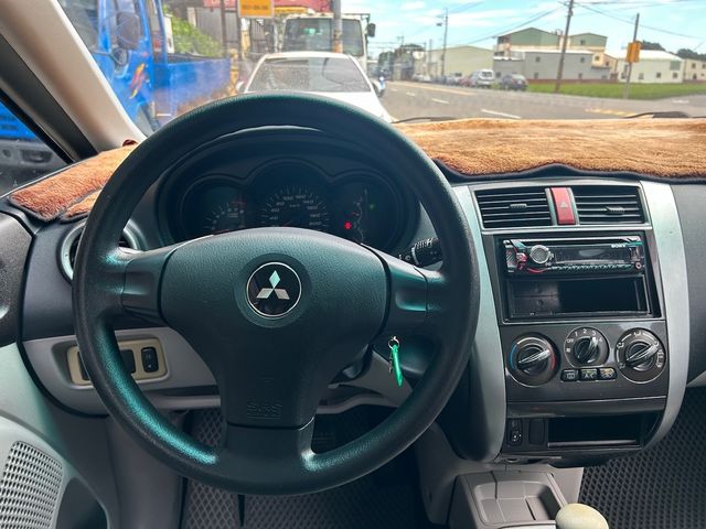 MITSUBISHI三菱 COLT PLUS  第14張相片