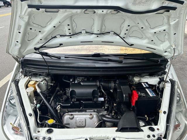 MITSUBISHI三菱 COLT PLUS  第17張相片