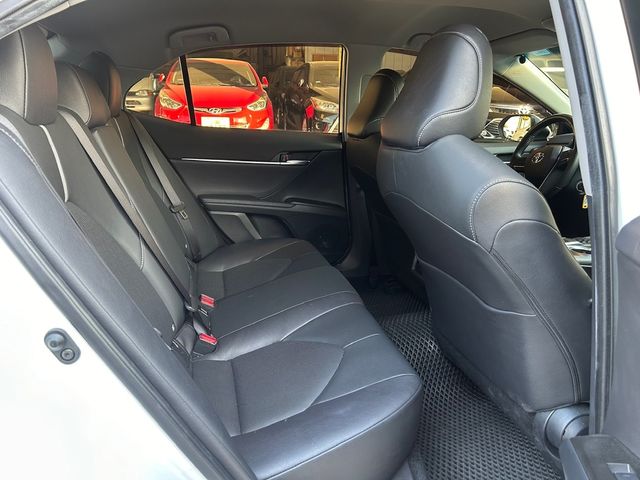 TOYOTA豐田 CAMRY  第9張相片