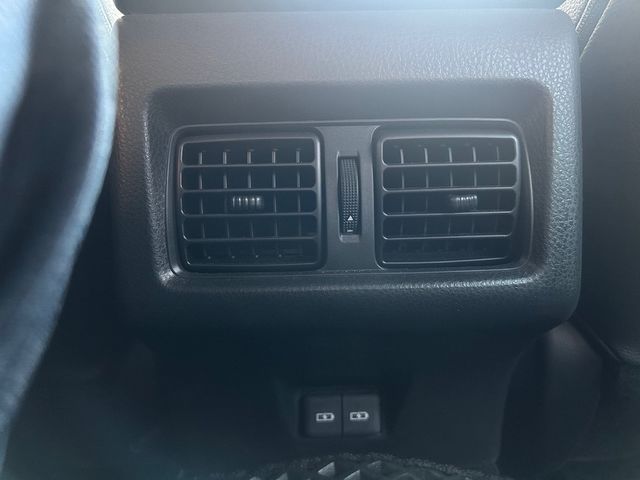 TOYOTA豐田 CAMRY  第11張相片