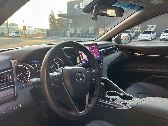 TOYOTA豐田 CAMRY  第18張相片