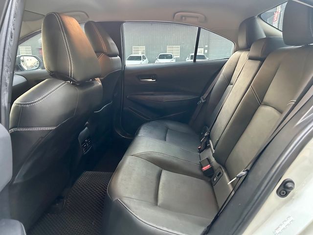 TOYOTA豐田 ALTIS  第7張相片