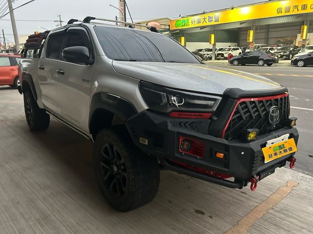 TOYOTA豐田 HILUX  第5張相片