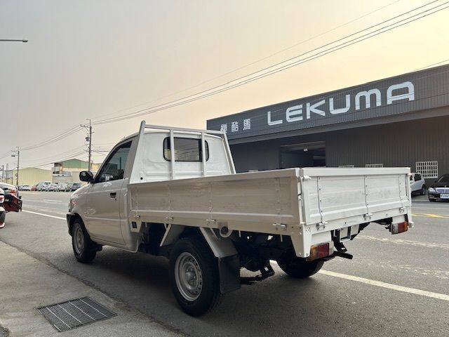 TOYOTA豐田 ZACE SURF  第4張相片