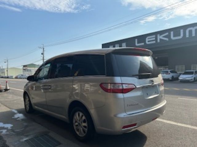 LUXGEN納智捷 7 MPV  第2張相片