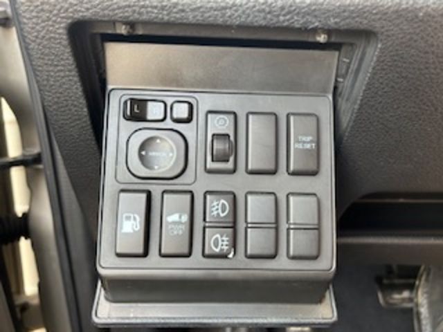 LUXGEN納智捷 7 MPV  第18張相片