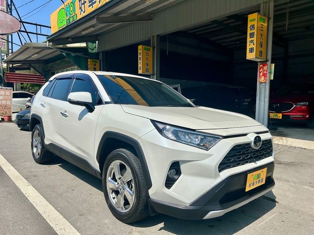 TOYOTA豐田 RAV4  第3張相片